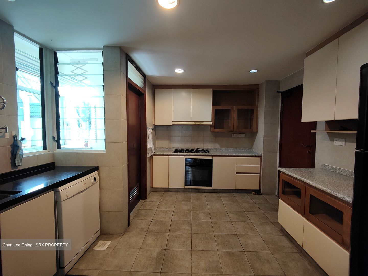Woodgrove Condominium (D25), Condominium #460354971